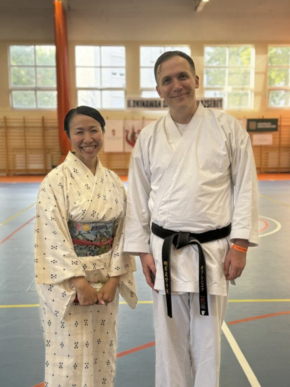 Andrej Ovchinnikov mit Shihan Satoko Matayoshi bei den Okinawan Days