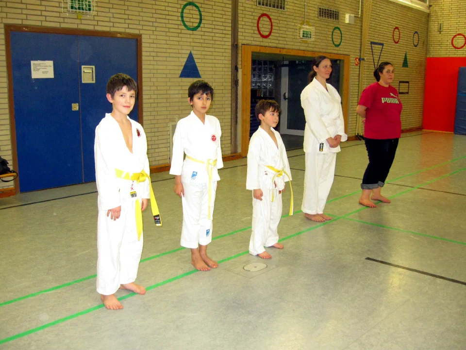 Prüflinge bei der Kyu-Prüfung am 20. Dezember 2013 in Düsseldorf-Holthausen