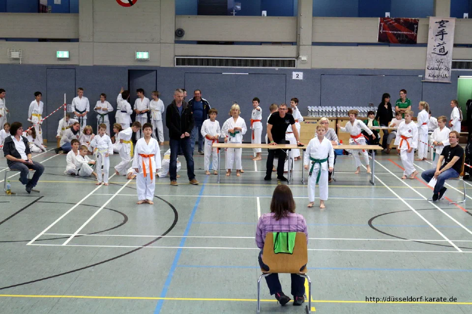 Kata-Wettkampf beim Tomonari Cup 2015 – Foto 30