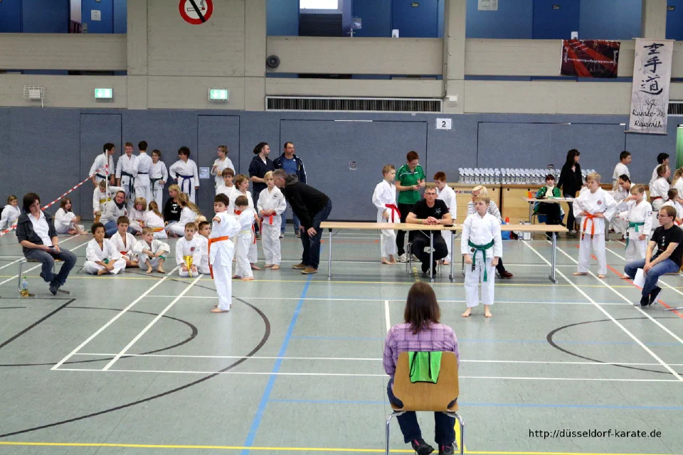 Kata-Wettkampf beim Tomonari Cup 2015 – Foto 33