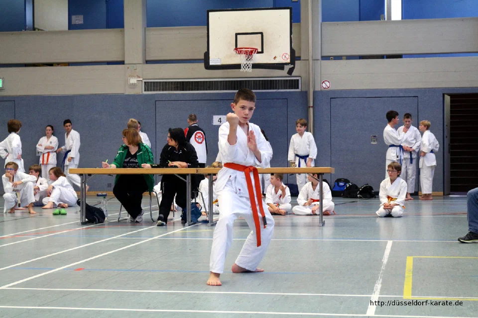 Kata-Wettkampf beim Tomonari Cup 2015 – Foto 44